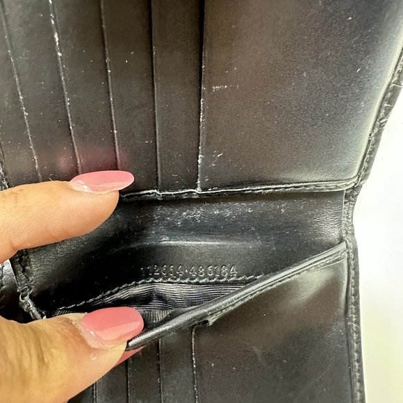 GUCCI Made In Italy Unisex Black Metallic Guccissima Compact Wallet - Picture 9 of 15